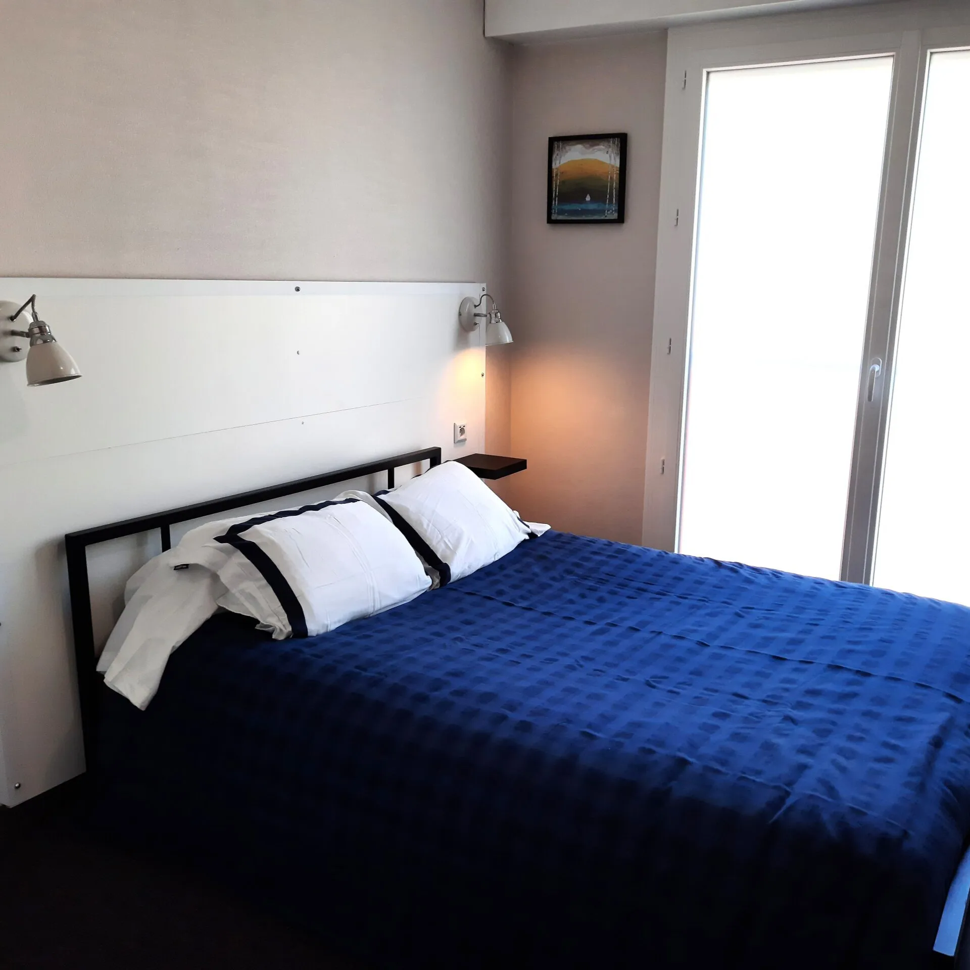 Chambre au calme location vacances et étudiante Quimper