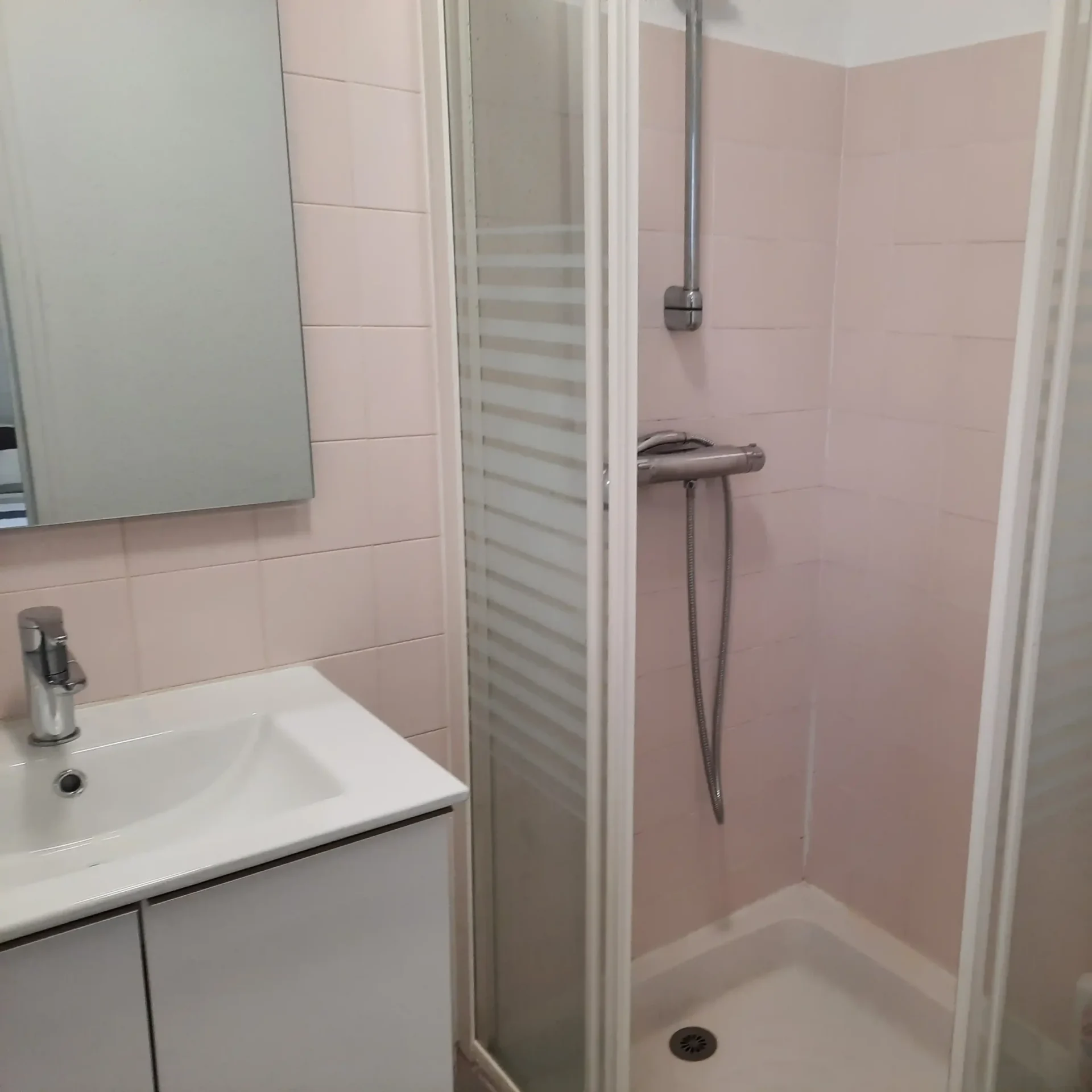 airbnb,booking,gîte,abritel,cocoon,apparthotel,séjour en bretagne,appartement meublé,location à la nuitée,location à la semaine,location au mois,location appartements,mobilité,logements,finistère,meublés