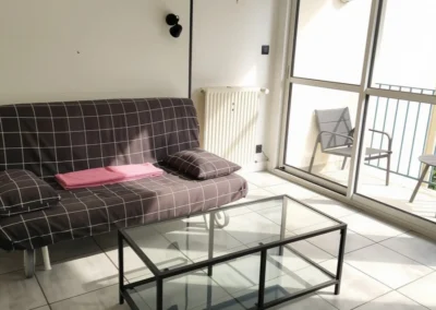 salon canapé Appartement meublé La poterie
